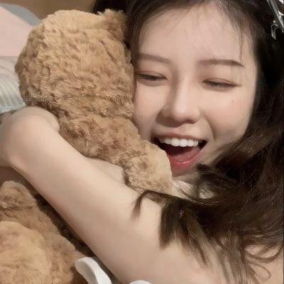 为黛茜小姐开车
